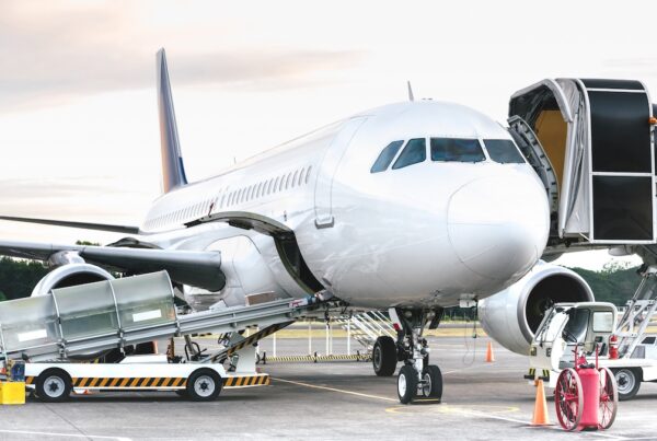 Tarmac Temperature Protection: What Happens to Your Product Before It Even Leaves the Airport?